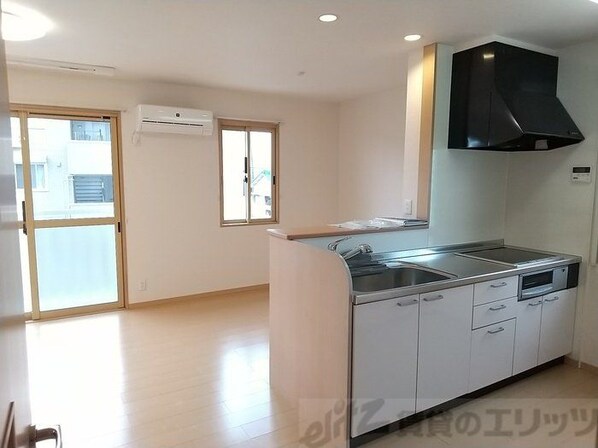 クロスロードA棟の物件内観写真